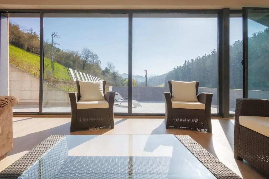 Beautiful Townhouse 20Km From Bilbao Villa Llodio Spain