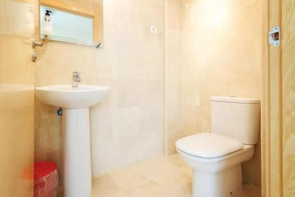 Holiday home Beautiful Townhouse 20Km From Bilbao Villa Llodio